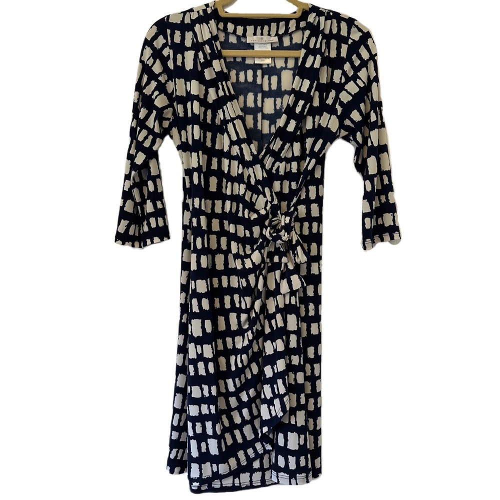 Papillon Blanc Wrap Dress Size Medium